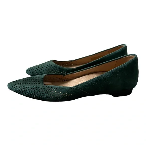 Hunter green flat shoes on sale